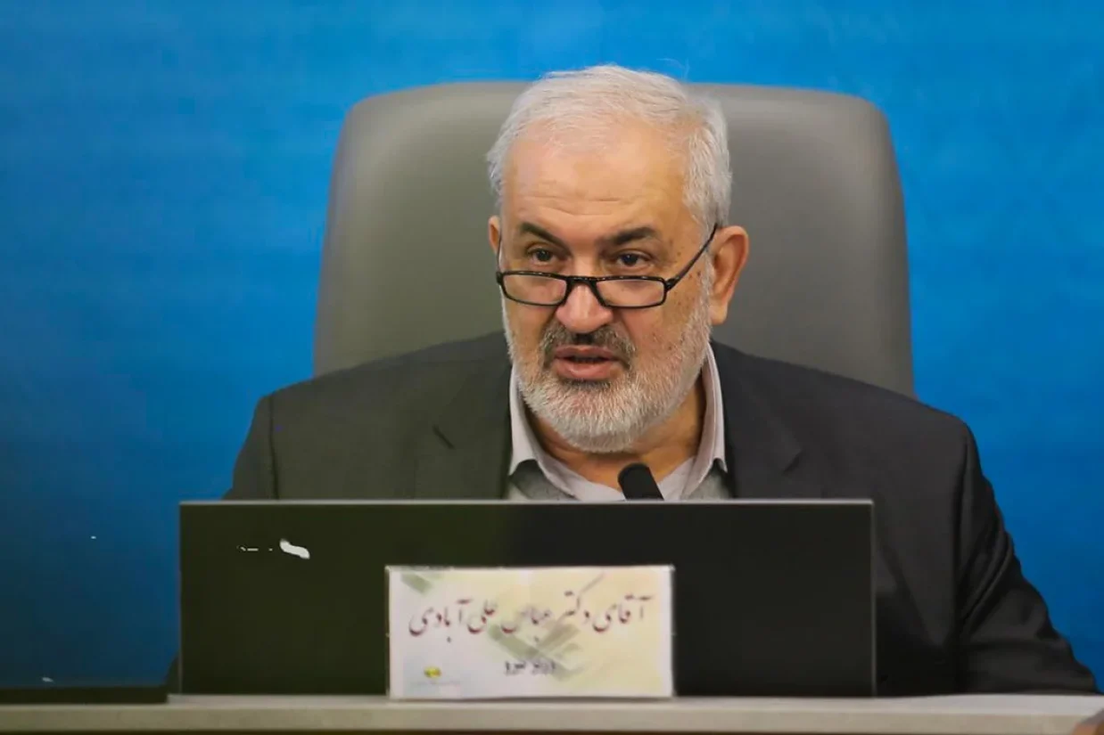 وزیر نیرو اعلام کرد که با توجه به شرایط بحرانی فعلی در منابع آبی کشور، احتمال دارد در برخی از شب‌ها فشار آب تا حد صفر کاهش یابد.