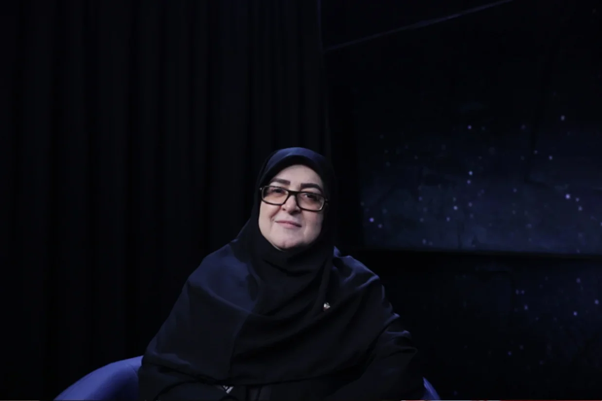 فاطمه مهاجرانی سخنگوی دولت پزشکیان با انتقاد از حملات به رئیس‌جمهور، اعضای دولت و تیم مذاکره‌کننده جمهوری اسلامی گفت دولت برای حفظ عزت ایران، «اگر لازم باشد گلوله هم می‌خورد.»