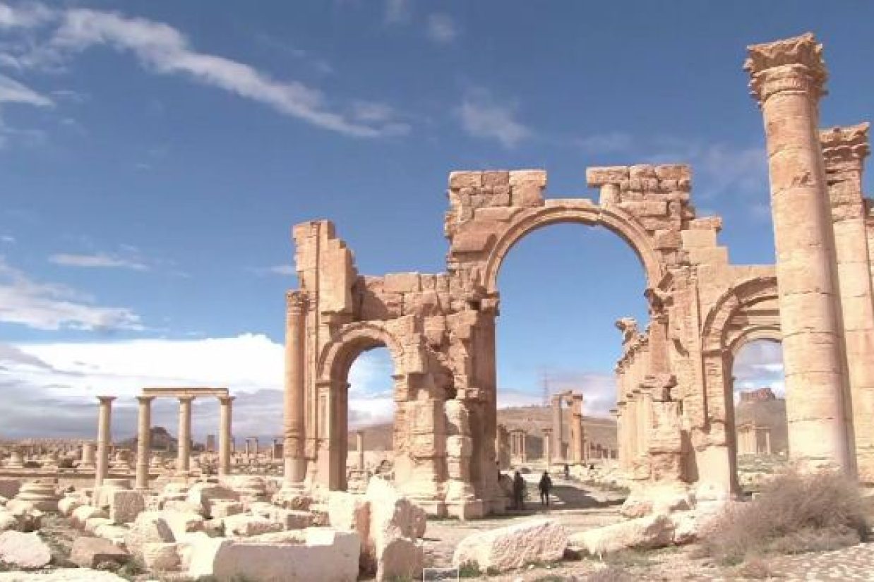 کشته شدن بیش از ۴۰۰ نفر به دست داعش در شهر پالمیرا
