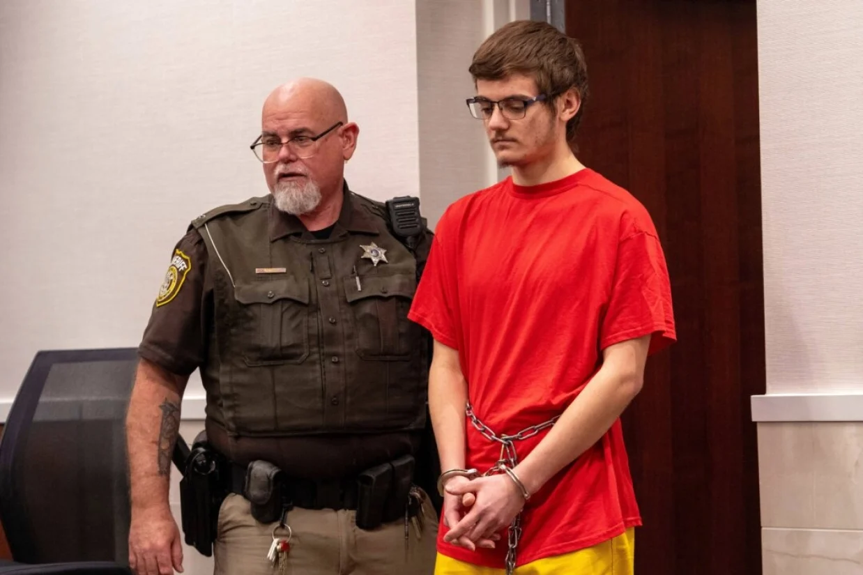 Mark Hoffman/Milwaukee Journal-Sentinel via AP, Pool