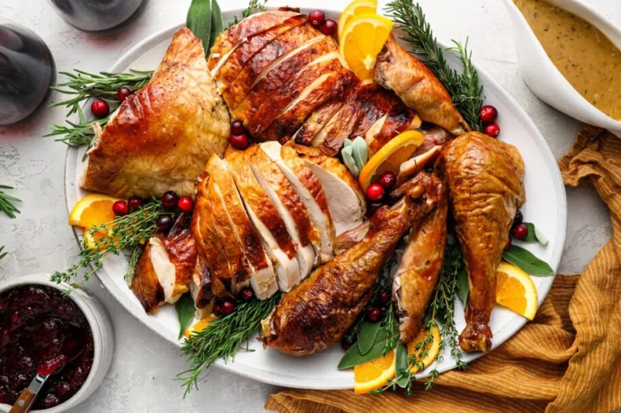 رژیم غذایی سالم با تقویت سلامت روده و مغز می‌تواند استرس و افسردگی را کاهش داده و نقش مهمی در بهبود سلامت روان ایفا کند.