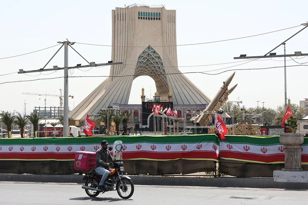 حسین کرمانپور، رئیس روابط عمومی وزارت بهداشت جمهوری اسلامی گفته است که در شب گذشته هیچ حمله‌ای از سوی ایالات متحده انجام نشده است.