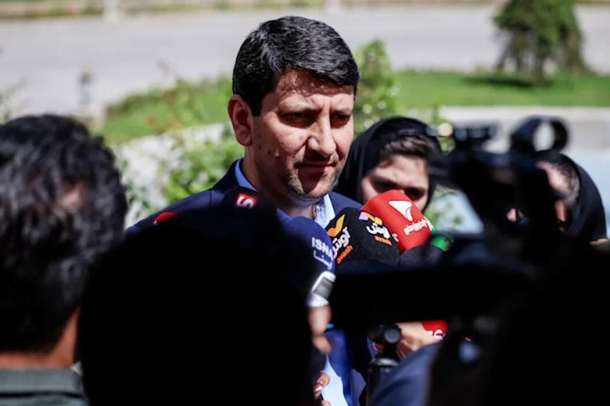 ستار هاشمی، وزیر ارتباطات جمهوری اسلامی اعلام کرد در جریان قطع سراسری اینترنت در ایران، زیرساخت‌های امنیتی جمهوری اسلامی با «ریسک بزرگی» مواجه شدند.