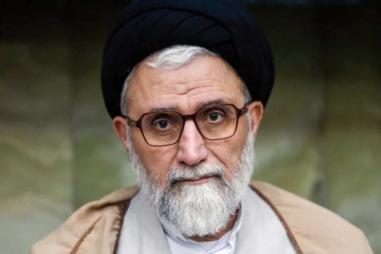 وزیر دفاع اسرائیل اعلام کرد که اسماعیل خطیب، وزیر اطلاعات جمهوری اسلامی، شب گذشته در جریان یک حمله هوایی در تهران کشته شده است.