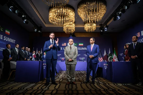 جی‌دی‌ ونس اعلام کرد که در چارچوب مذاکرات امروز بین جمهوری اسلامی و ایالات متحده در سوئیس پیشرفت‌های زیادی حاصل شده است.