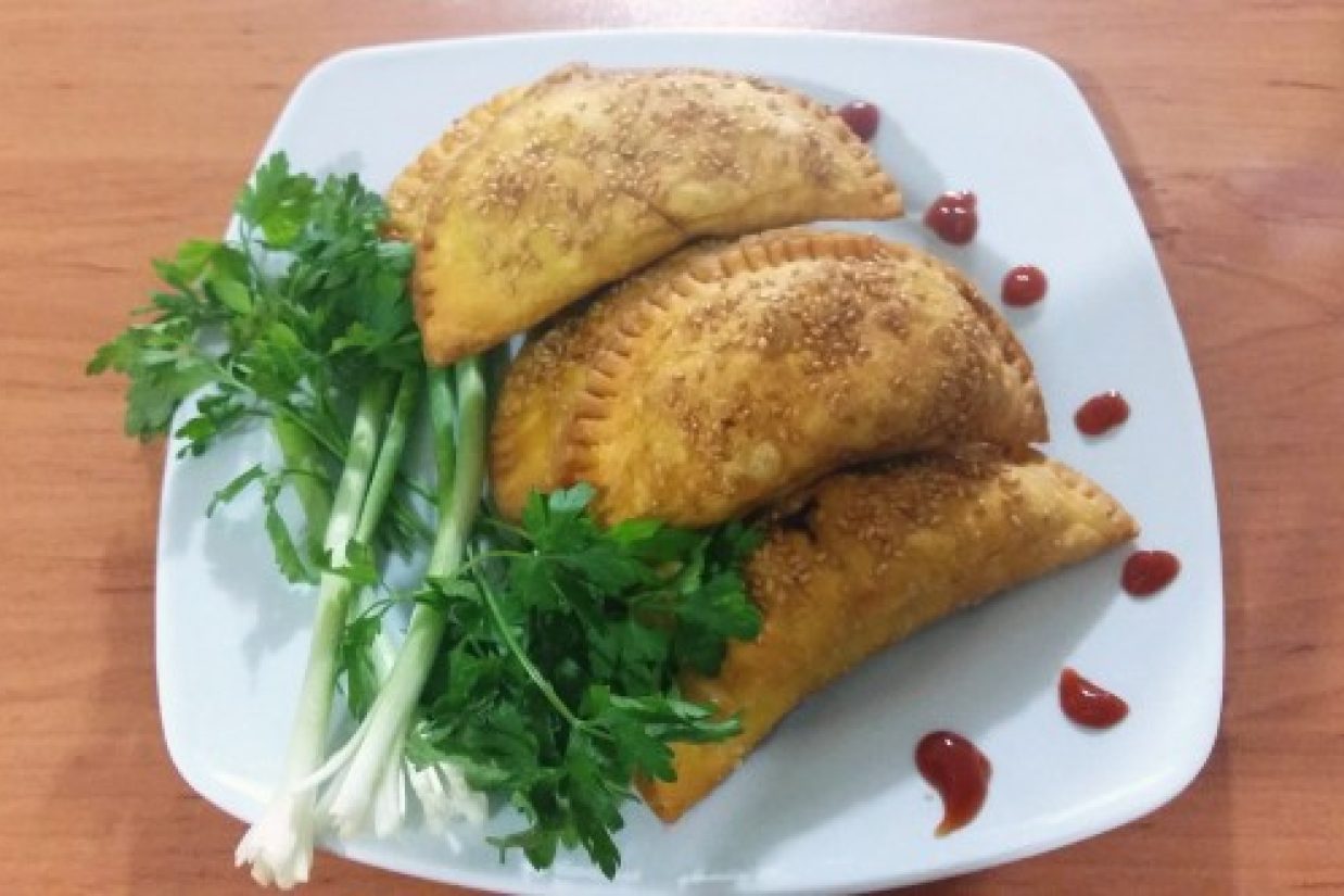 طرز تهیه پیراشکی مرغ