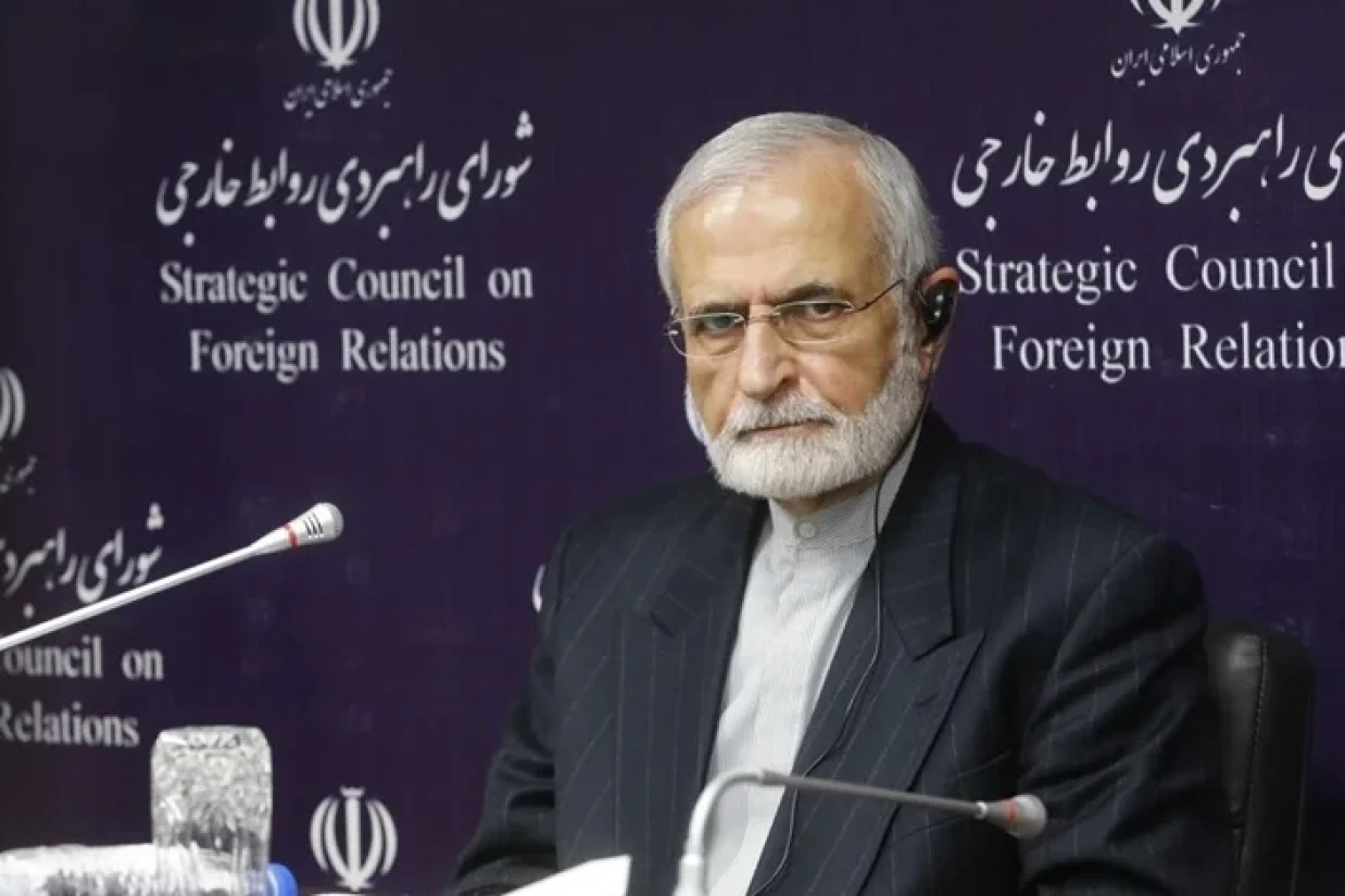 کمال خرازی گفته است که اگر جمهوری اسلامی ایران با تهدید وجودی مواجه شود، دکترین هسته‌ای را تغییر خواهد داد و سلاح اتمی تولید خواهد کرد.