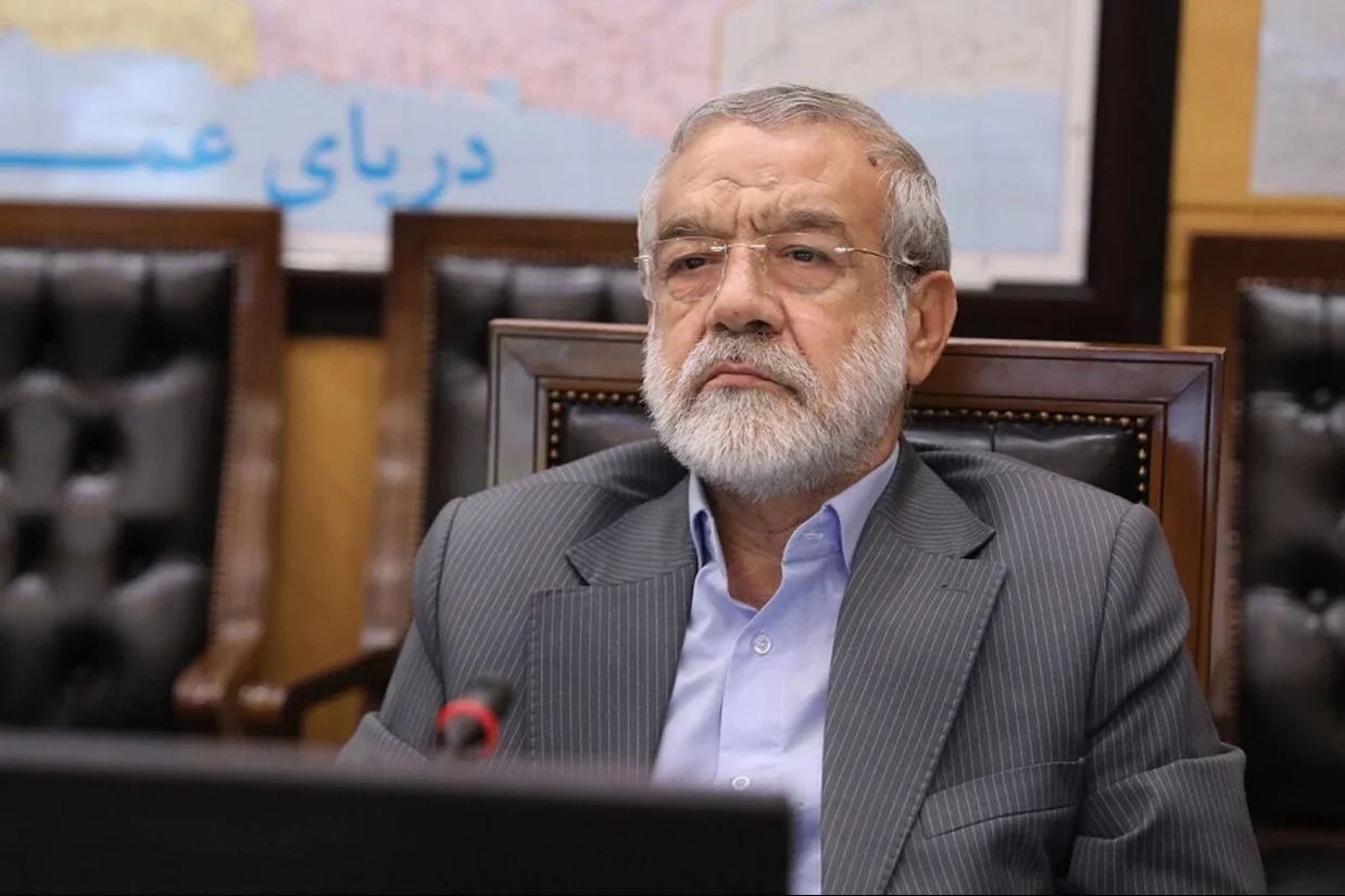 کامران غضنفری، عضو مجلس شورای اسلامی، با انتقاد از روند مذاکرات اخیر، مدعی شد که این مذاکرات به بن‌بست رسیده و هیچ‌یک از اهداف اعلام‌شده از سوی تیم مذاکره‌کننده محقق نشده است.
