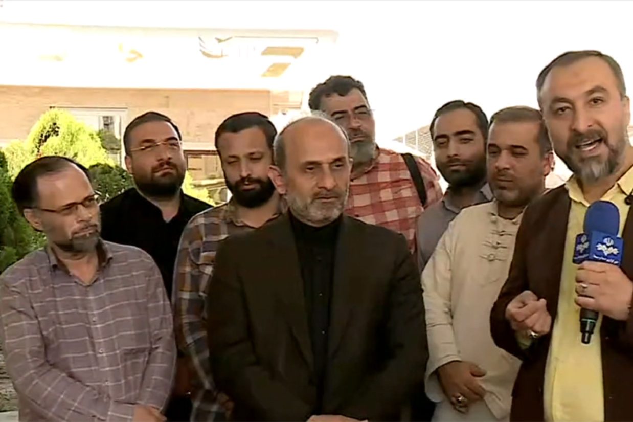 عربستان شش نفر از اعضای گروه رسانه‌ای نمایندگی رهبر جمهوری اسلامی در امور حج و زیارت (بعثه مقام رهبری) را از این کشور اخراج کرده است.