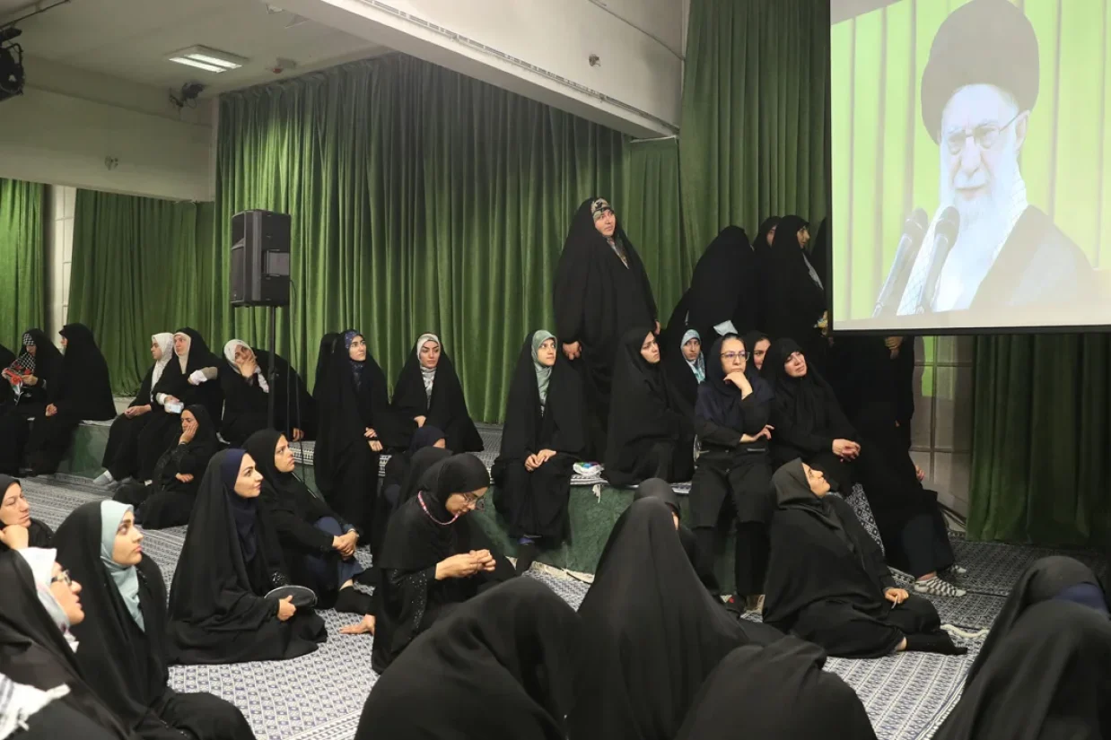 رهبر جمهوری اسلامی، در واکنش به سخنان دونالد ترامپ، او را دروغگو خواند و اعلام کرد بعضی از حرف‌هایی که او در منطقه مطرح کرد، لایق جواب دادن نیست.