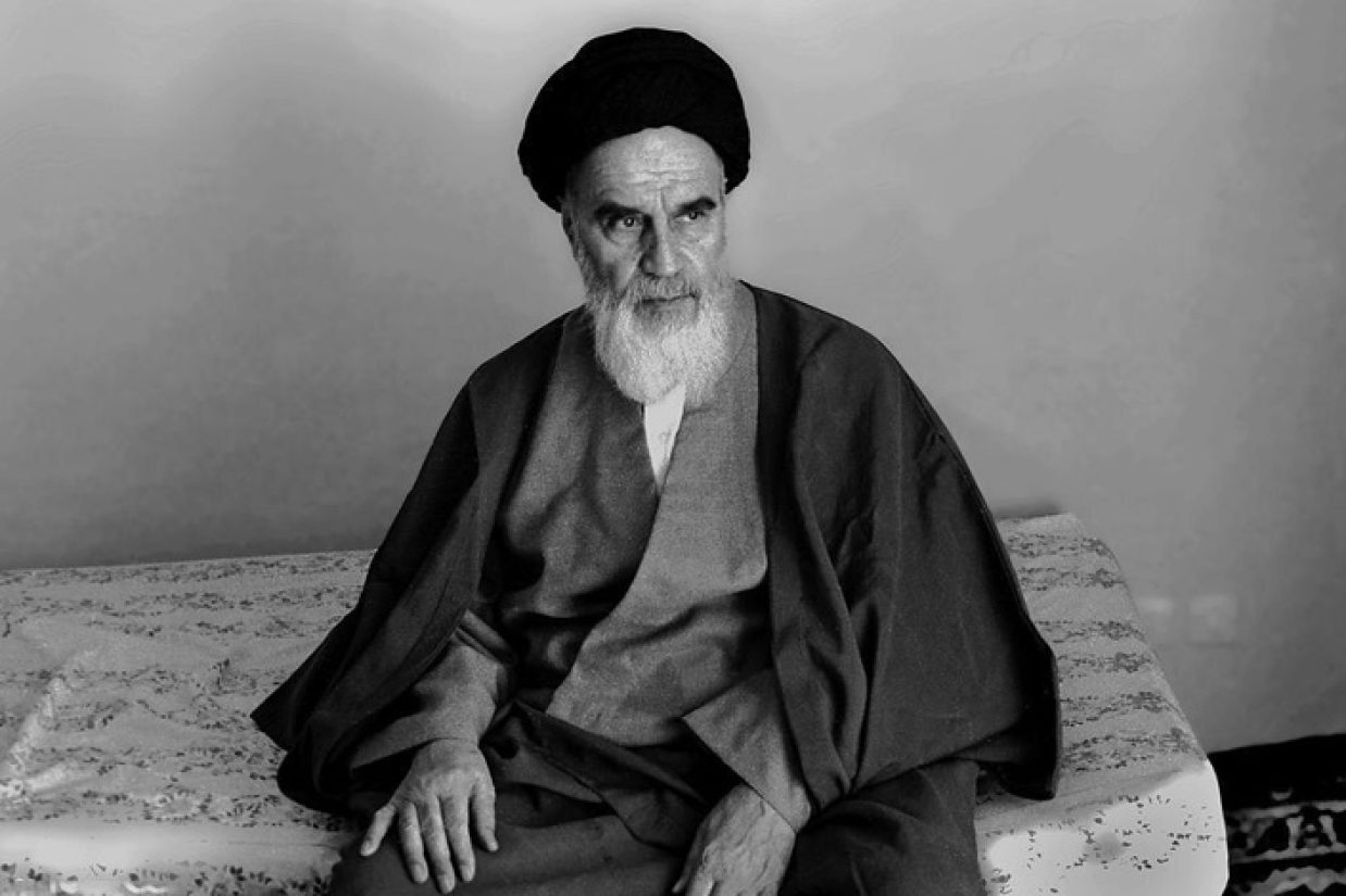 شاید ساده اندیشی است اگر بگویم که بلوای ۵۷ فقط به ایران محدود شده و این باد بلاخیز به منطقه خاورمیانه نوزیده است.