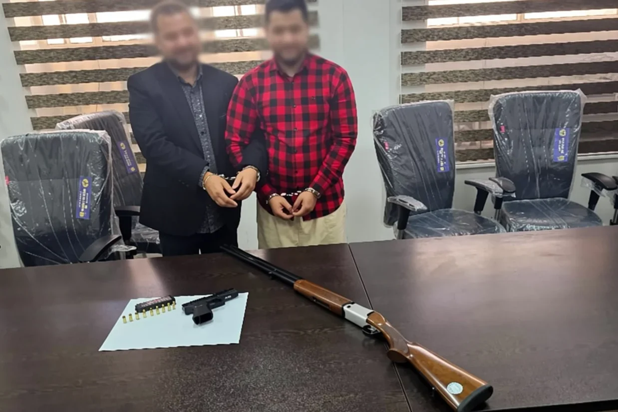 رئیس پلیس امنیت عمومی استان خوزستان از بازداشت فردی در آبادان خبر داد که به گفته پلیس، در زمینه عرضه گوشت‌های خر و اسب فعالیت داشته است.