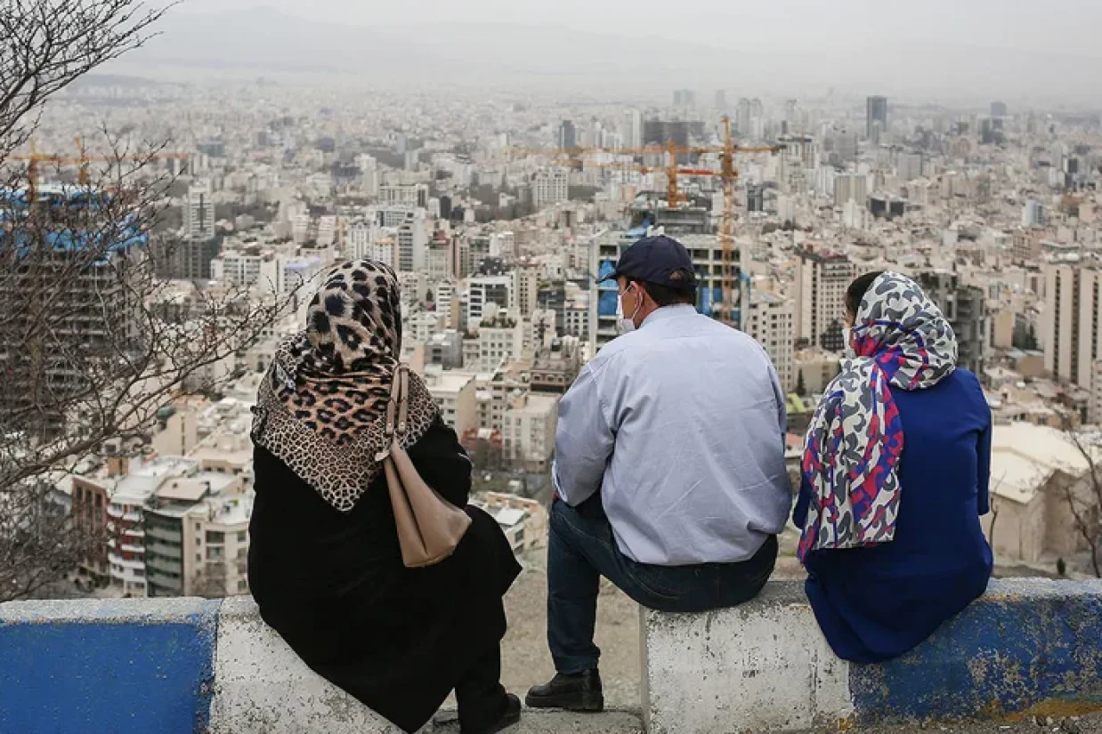 براساس جدیدترین آمار رسمی، متوسط قیمت مسکن در تهران برای نخستین بار به متری ۸۷ میلیون و ۴۶۰ هزار تومان رسید. قیمت‌ها نسبت به سال گذشته افزایش یافته است.