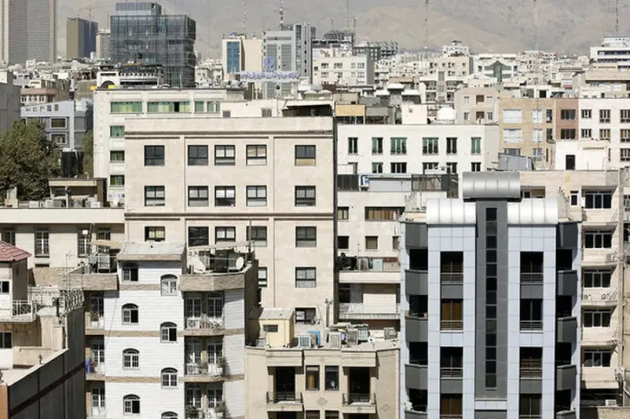 مدیرکل دفتر اقتصاد مسکن وزارت راه و شهرسازی گفت که ۹۰هزار مالک که بیش از ۵۰۰هزار واحد خانه خالی دارند، یک هفته فرصت دارند تا املاک خود را در بازار عرضه کنند.