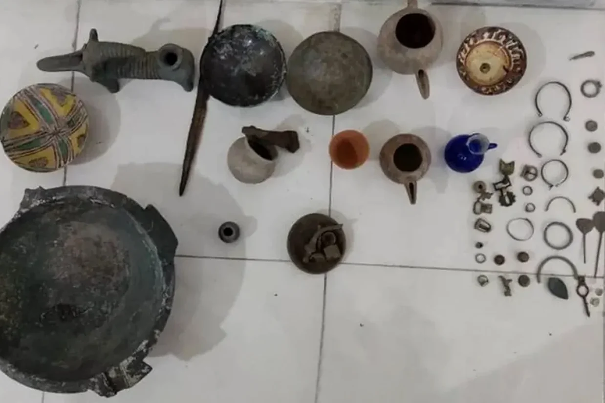 اداره میراث‌فرهنگی، گردشگری و صنایع‌دستی مازندران اعلام کرد که ۲۷۲ قطعه اشیای تاریخی را در شهر نکا کشف و ضبط کرده است.