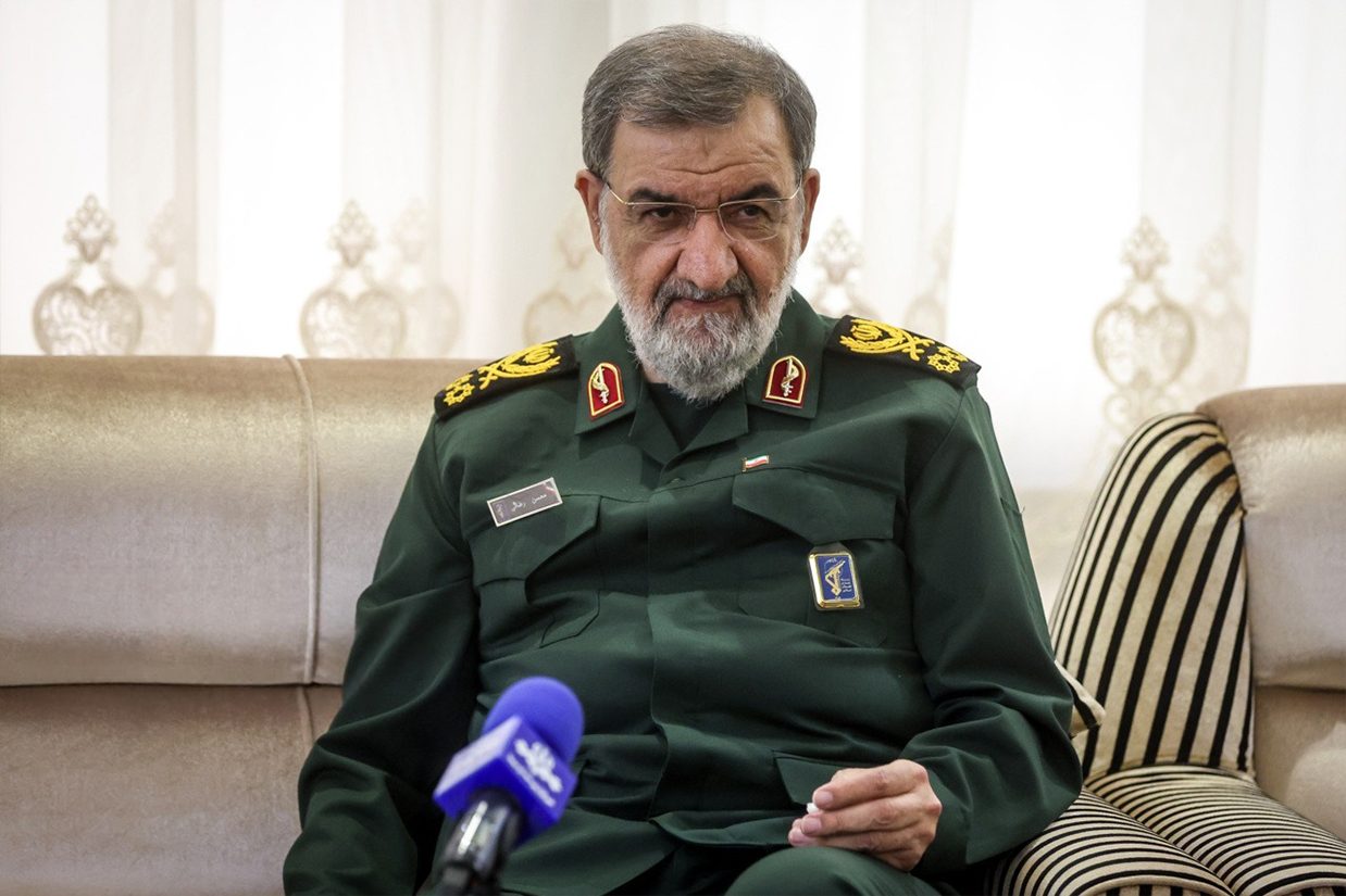 محسن رضایی، دبیر شورای عالی امنیت ملی اعلام کرد که تا زمانی که شروط جمهوری اسلامی برآورده نشود، تهران با واشنگتن وارد مذاکره نخواهد شد.