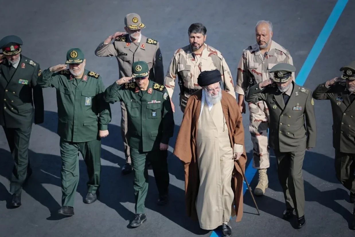 نتانیاهو: مسیر تهران را هموار کرده‌ایم؛ رهبران ایران در حال جمع‌کردن چمدان‌های خود هستند