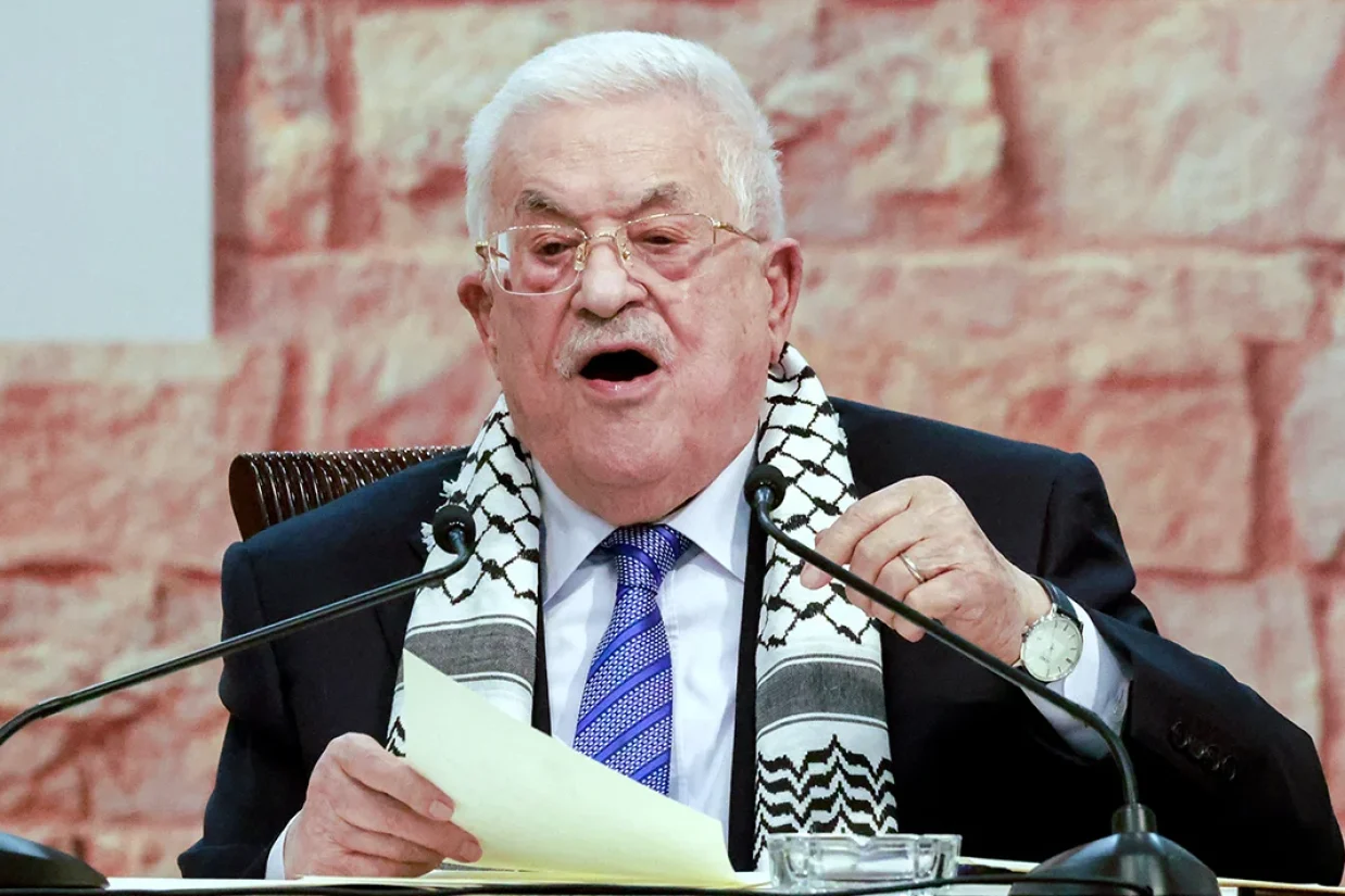 دولت فلسطین حملات جمهوری اسلامی به عربستان، اردن، قطر، کویت، بحرین، امارات و عراق را محکوم کرد؛ عباس خواستار نشست اضطراری عربی و شورای امنیت شد.