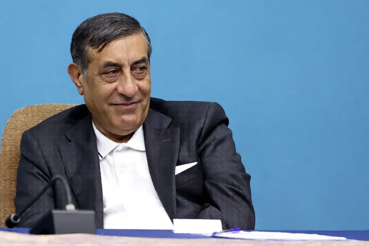 محمدجعفر قائم‌پناه، معاون اجرایی دولت پزشکیان، اقدام نیروهای سرکوب جمهوری اسلامی در حمله به بیمارستان ایلام را توجیه و حمایت کرد.