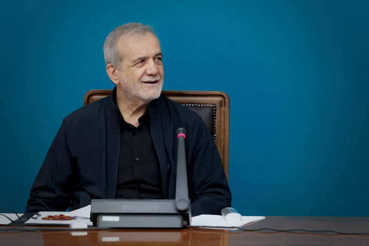 مسعود پزشکیان گفته است اتحاد ملی مهم‌ترین دستاورد جنگ ۱۲ روزه بود؛ دستاوردی که به‌ گفته او، حتی از کشته‌شدن فرماندهان نیز ارزشمندتر است.