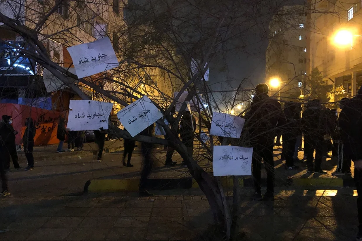 شاهزاده رضا پهلوی اعتراضات سراسری را «انقلاب ملی باشکوه» خواند و گفت شجاعت معترضان پایه‌های جمهوری اسلامی را لرزانده است.
