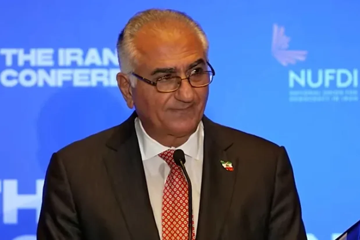 در اولین روز کنفرانس ایران که نوفدی برگزار کرد شاهزاده رضا پهلوی از اولین پروژه برای رونق و رفاه اقتصادی ایران توسط تیمی از متخصصان ایران رونمایی کرد.