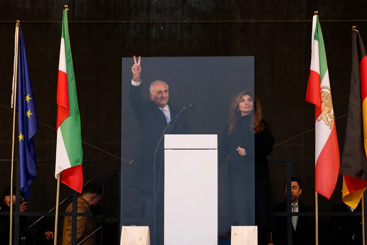 شاهزاده رضا پهلوی در تجمع گسترده ایرانیان در شهر مونیخ گفت که اکنون انقلاب ملی ایران به مرحله‌ای رسیده است که به قول شهروندان ایران «این آخرین نبرد است.»