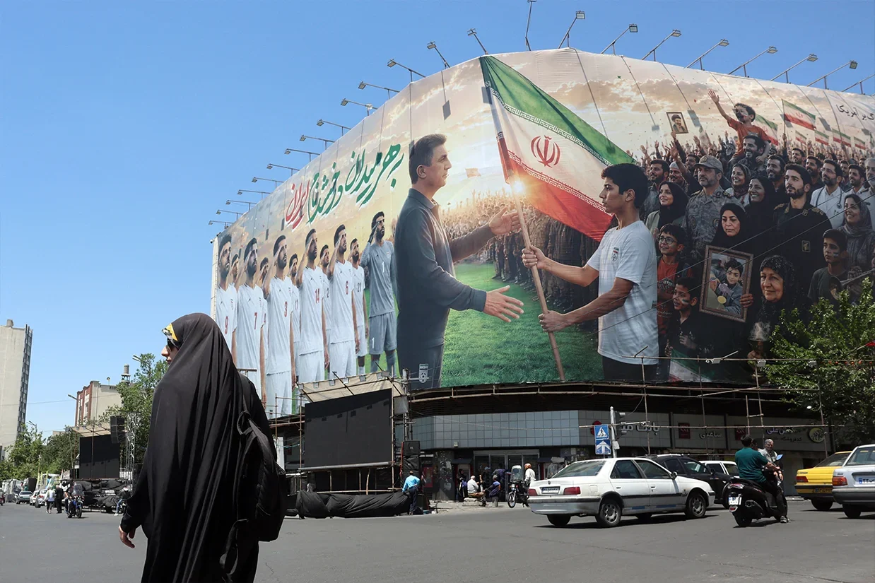 مارکو روبیو، وزیر خارجه آمریکا گفت واشنگتن اجازه نخواهد داد افراد مرتبط با سپاه پاسداران انقلاب اسلامی، در قالب هیئت اعزامی تیم فوتبال ایران در جریان رقابت‌های جام جهانی فوتبال وارد خاک آمریکا شوند.