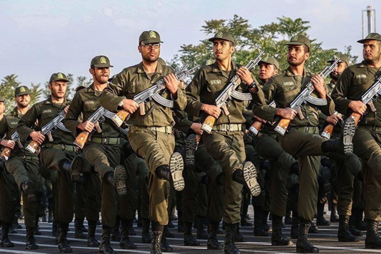 سخنگوی شورای نگهبان در آخرین نشست مطبوعاتی سال ۱۴۰۲ از تایید مصوبه کاهش مدت خدمت سربازی خبر داد.