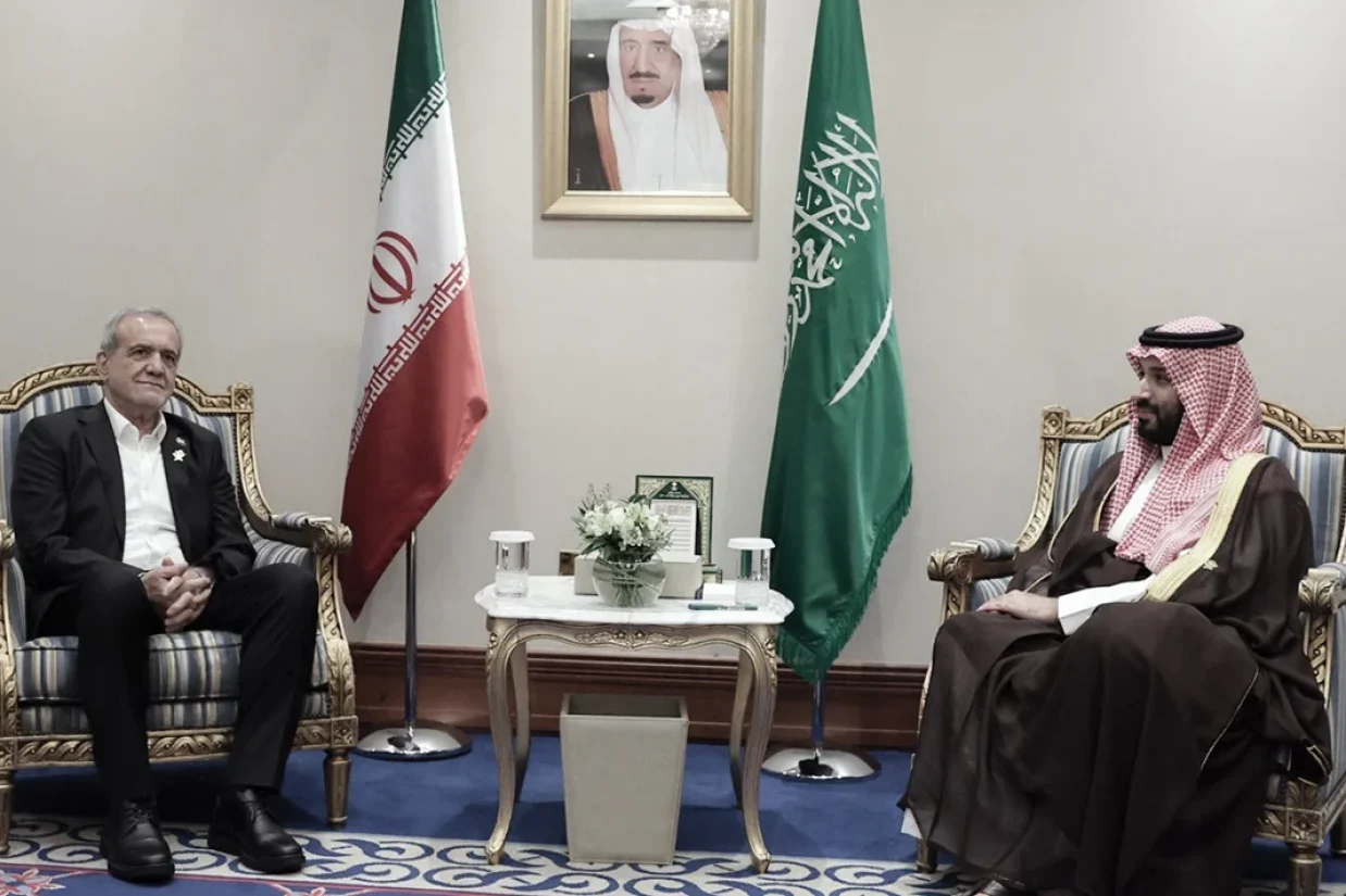 اسماعیل بقایی، سخنگوی وزارت امور خارجه جمهوری اسلامی گفت که محتوای نامه پزشکیان به محمد بن‌ سلمان، ولیعهد عربستان حاوی قدردانی به دلیل خدمات به حجاج ایرانی در مراسم حج بود.