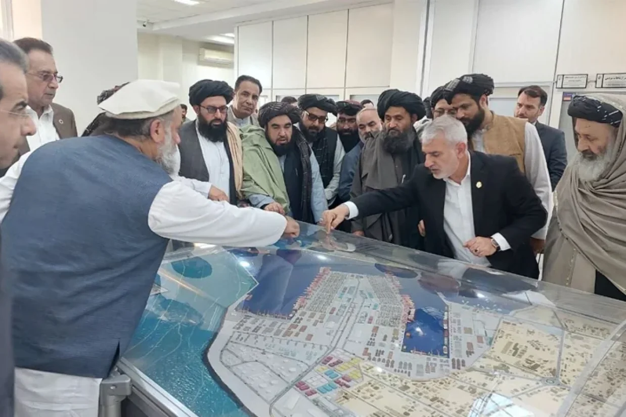 رئیس هیئت مدیره بندر چابهار گفت که جمهوری اسلامی ایران به دنبال افزایش روابط تجاری با افغانستان است و سهولت‌ها برای فعال کردن بندر چابهار فراهم شده است.