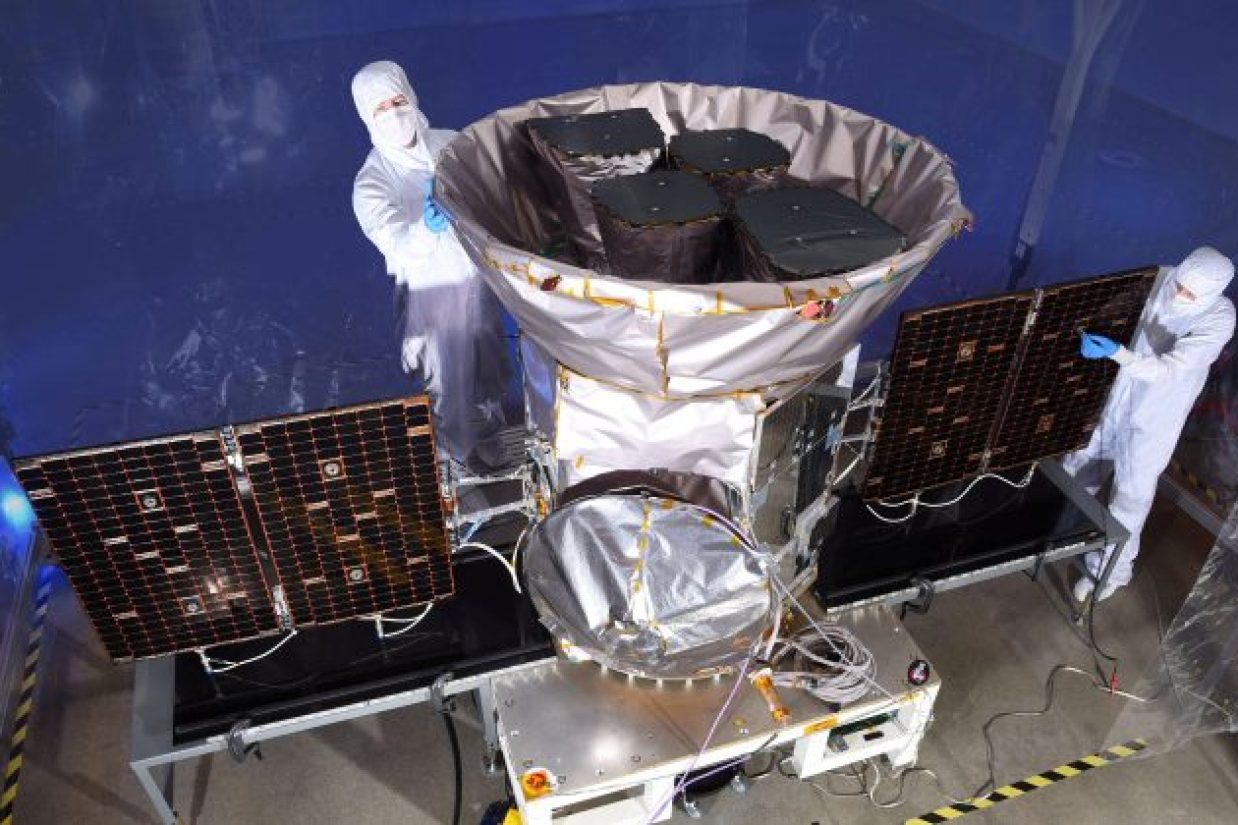 (NASA/Handout/Reuters)