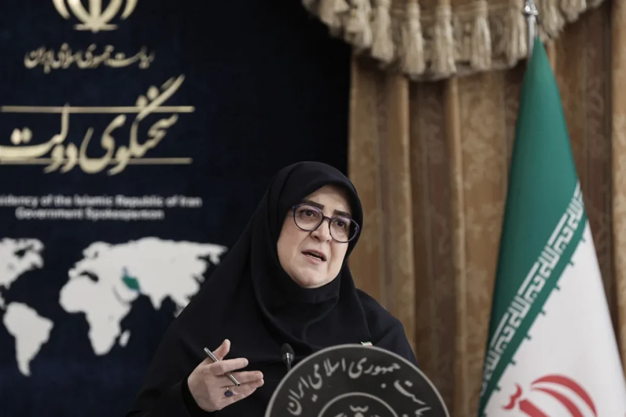 سخنگوی دولت پزشکیان گفت که برنامه گفتگوی مستقیم استانداران با نمایندگان اصناف و بازاریان در دستور کار دولت جمهوری اسلامی قرار گرفته است.