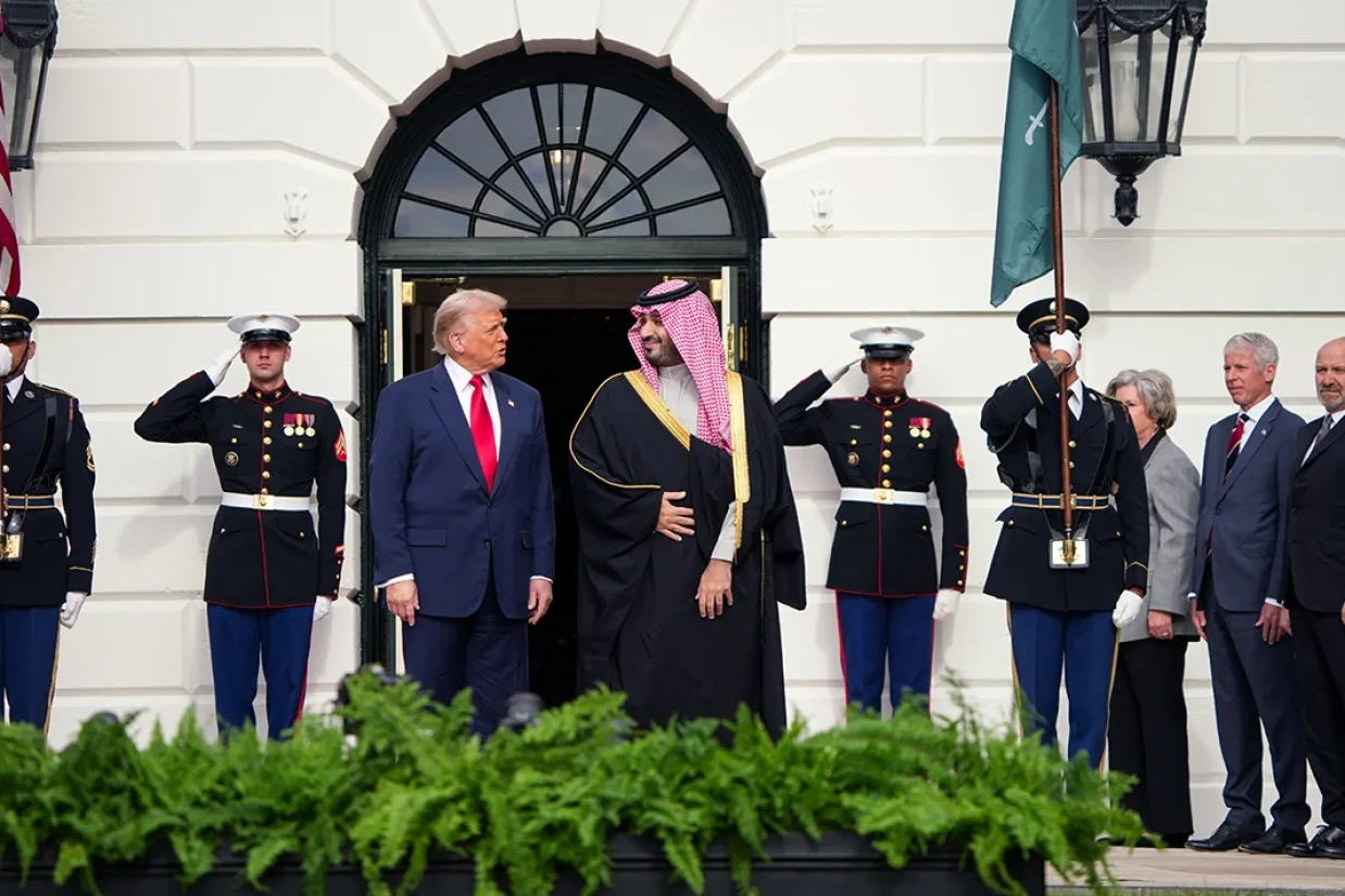 بازدید محمد بن سلمان، ولیعهد عربستان سعودی، از کاخ سفید در روز سه‌شنبه ۲۷ آبان نخستین سفر او به واشینگتن پس از بیش از هفت سال محسوب می‌شود.