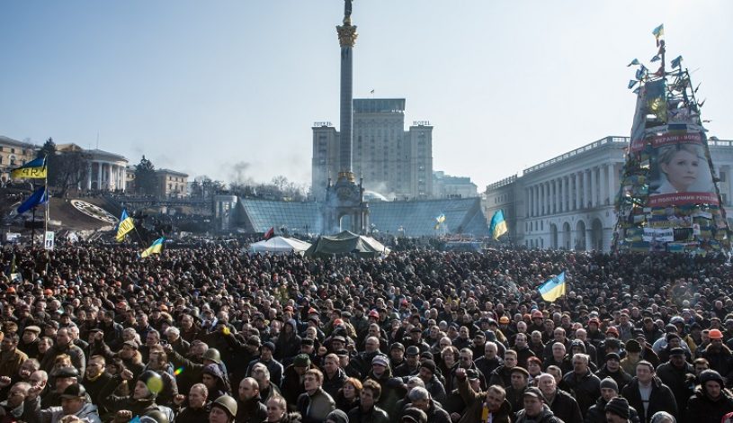 حضور پرشمار مردم در میدان استقلال شهرکی‌یف، اوکراین
