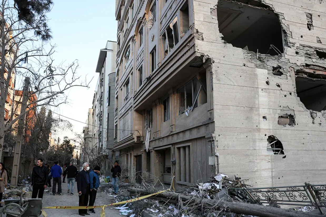 فرماندهی مرکزی ارتش ایالات متحده اعلام کرد که نیروهای آمریکایی در ۴۸ ساعت نخست آغاز جنگ که از روز شنبه شروع شد، بیش از ۱۲۵۰ هدف را در داخل ایران هدف قرار داده‌اند. بر اساس اعلام این نهاد نظامی، تنها در ۲۴ ساعت اول حدود ۱۰۰۰ هدف مورد حمله قرار گرفته است.