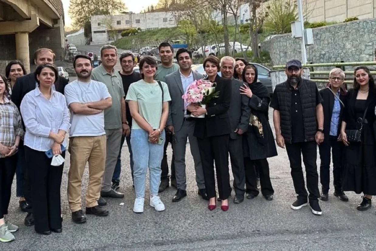 ویدا ربانی، روزنامه‌نگار و فعال سیاسی، پس از گذراندن ۳۲ ماه از مدت حبس خود در زندان اوین، روز چهارشنبه ۲۰ فروردین ماه، به صورت مشروط از زندان آزاد شد.