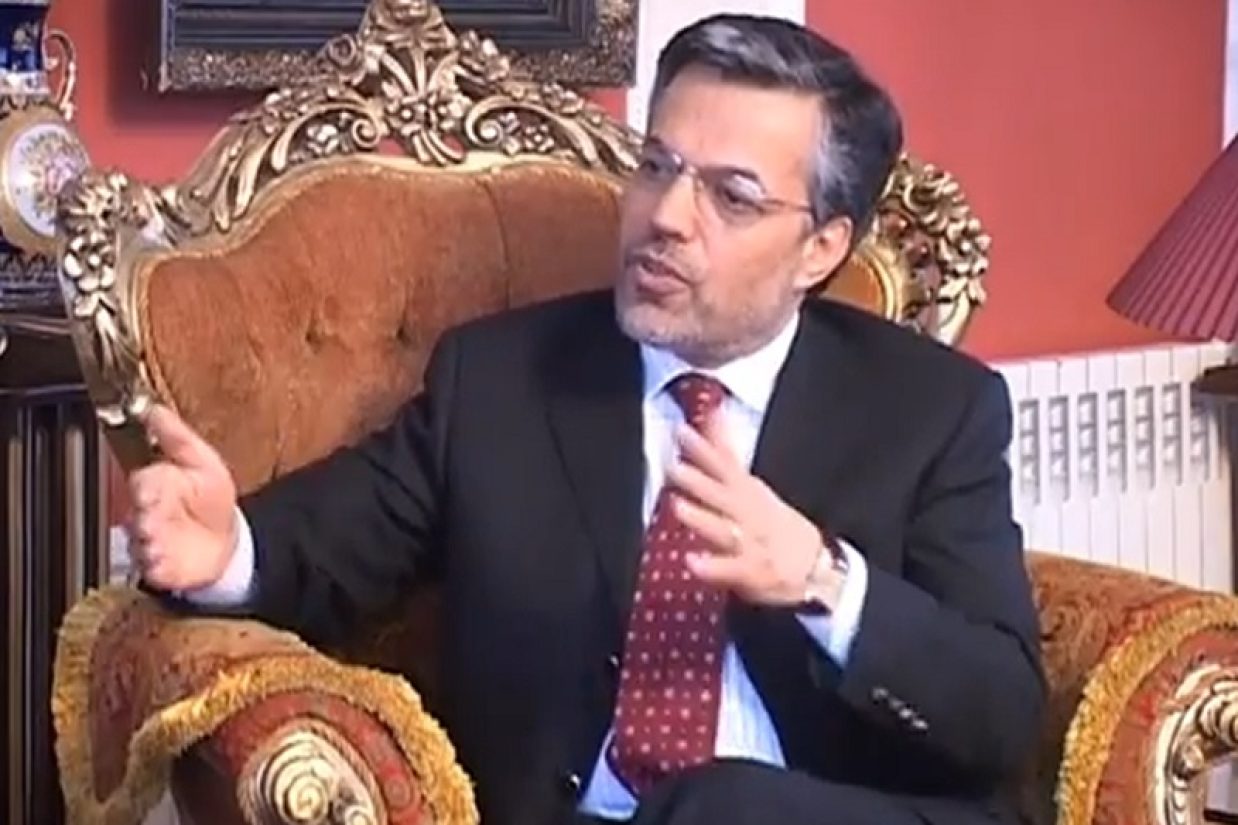 یونس قانونی. (اسکرین‌‌‌‌‌‌‌‏شات/یوتیوب)