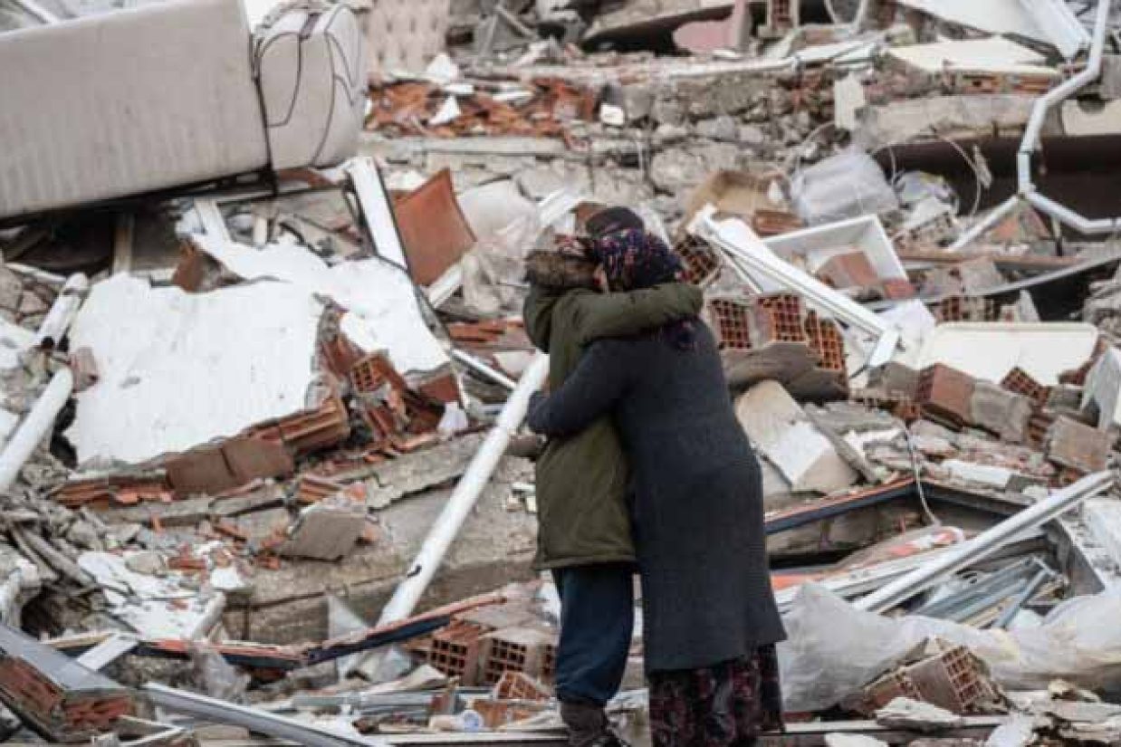 (Burak Kara/Getty Images)
شهر هاتایِ ترکیه , ۱۳ بهمن ۱۴۰۱