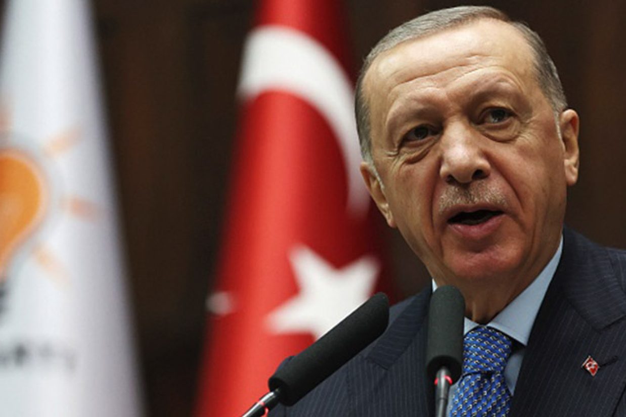 رجب طیب اردوغان، رئیس‌جمهوری ترکیه گفت «مشکلات مربوط به کریدور زنگزور مربوط به ارمنستان نیست، بلکه مربوط به ایران است.»