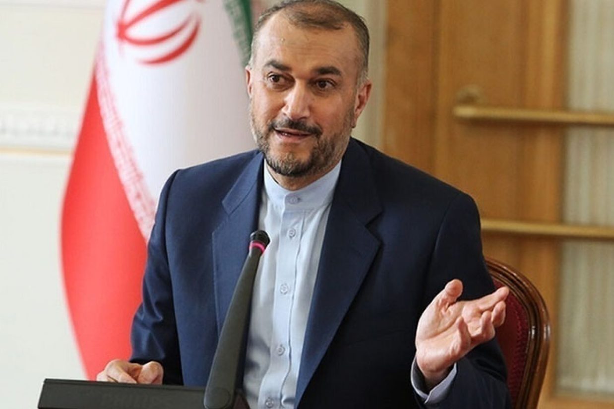 حسین امیرعبداللهیان، وزیر خارجه جمهوری اسلامی گفت انتشار سندی محرمانه، اجرای توافق تبادل زندانیان را به تعویق انداخته بود