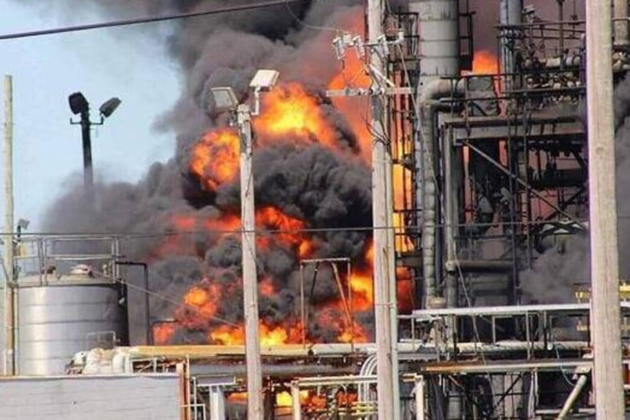 انفجار و آتش‌سوزی در پالایشگاه نفت بندرعباس