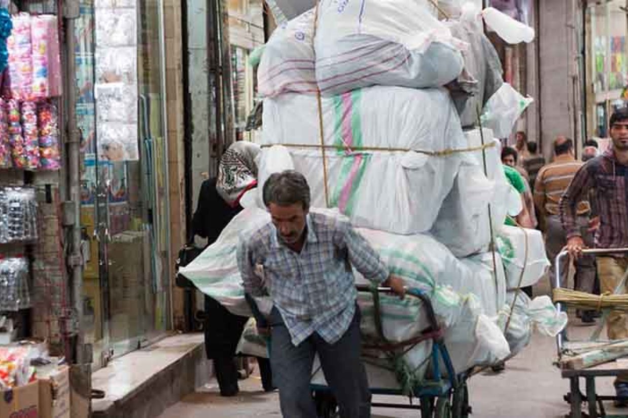 افزایش حداقلی حقوق کارگران