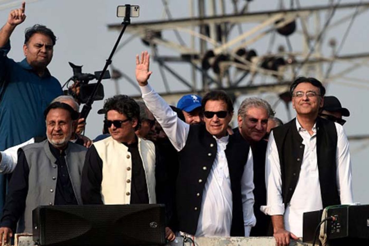 عمران خان نخست وزیر پیشین پاکستان را به قید وثیقه آزاد شد