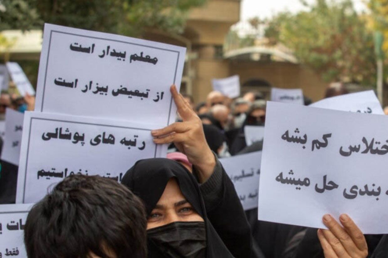 فراخوان برای برگزاری اعتراضات و اعتصابات صنفی