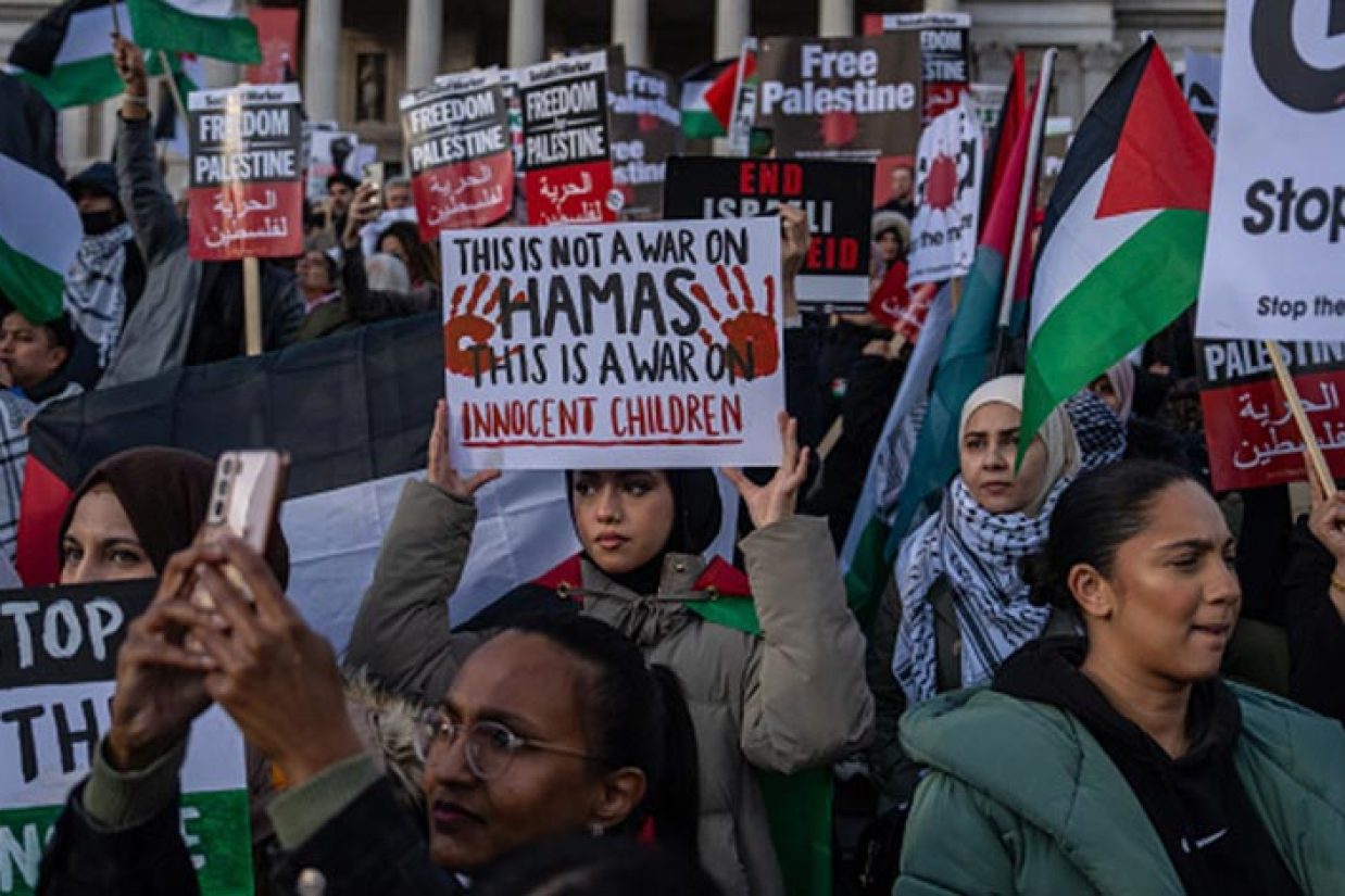 تجمع اعتراضی طرفداران فلسطینی در لندن