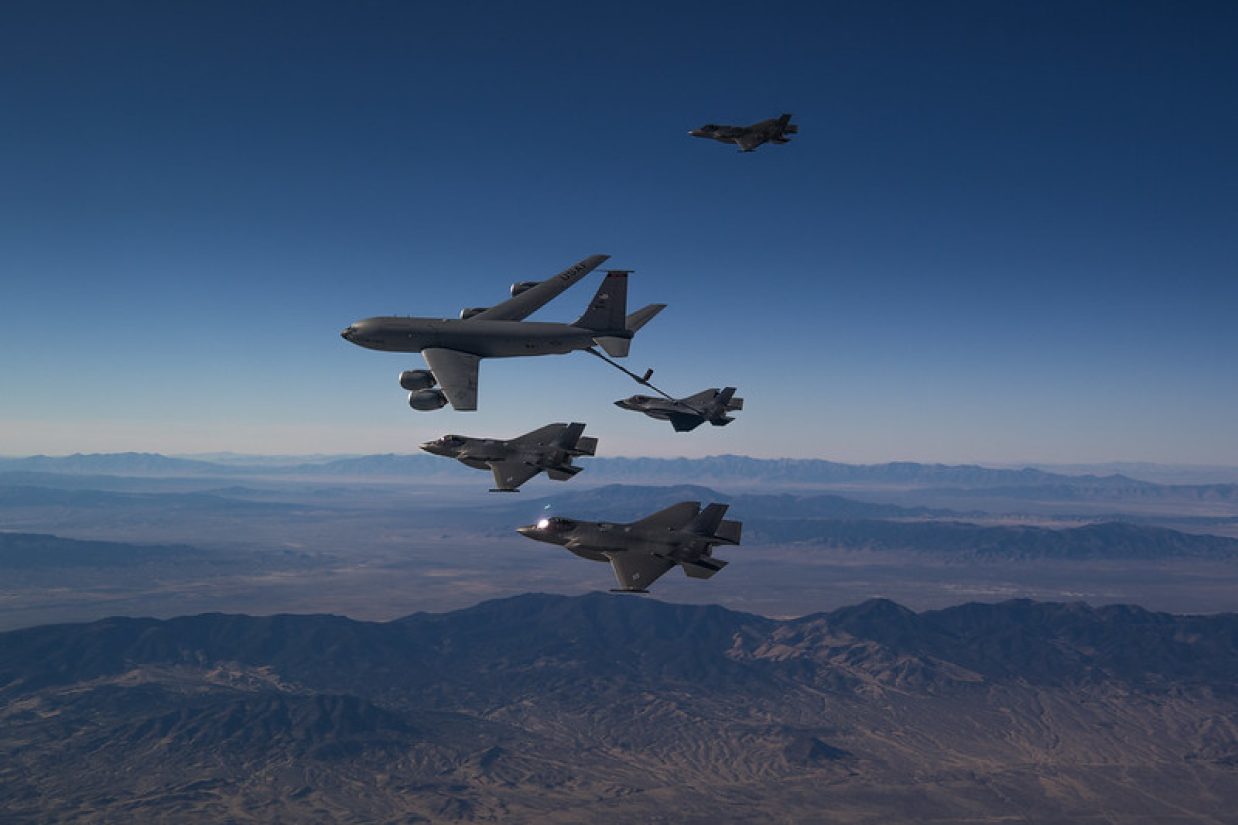 سوخت گیری F-35 در رزمایش مشترک اسرائیل و آمریکا