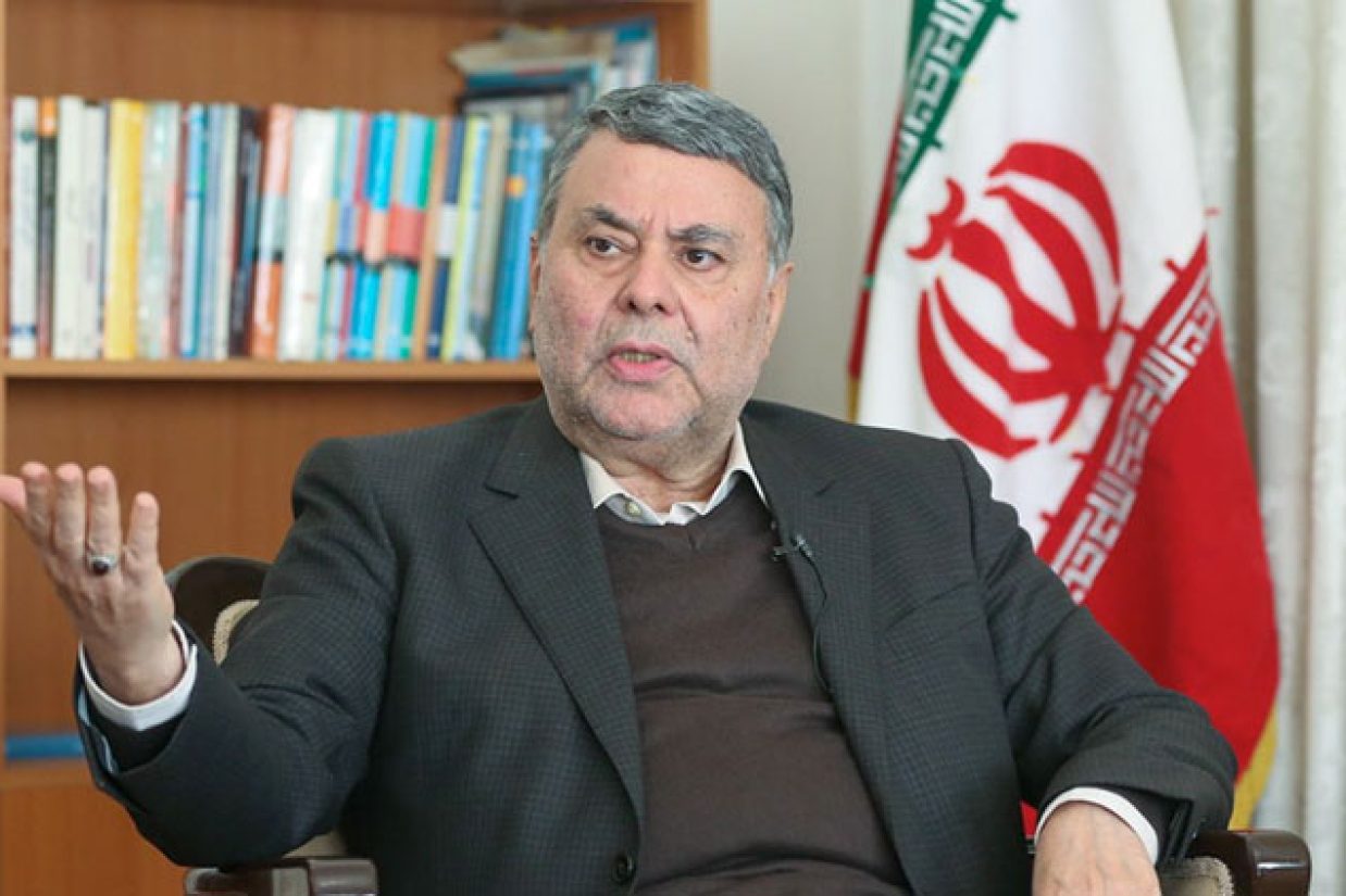 مقامات چینی برای افزایش فعالیت‌های اقتصادی خود در ایران، از جمهوری اسلامی خواسته است تا برای حل تحریم‌های پولشویی و تروریسم راهی پیدا کند.