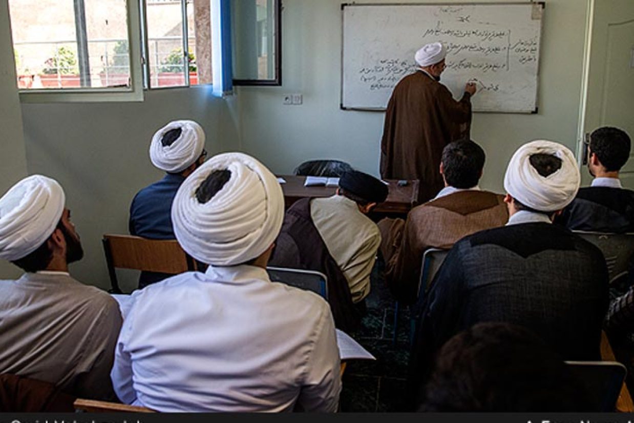 استخدام طلبه‌ زن و مرد در آموزش و پرورش و مدارس ایران