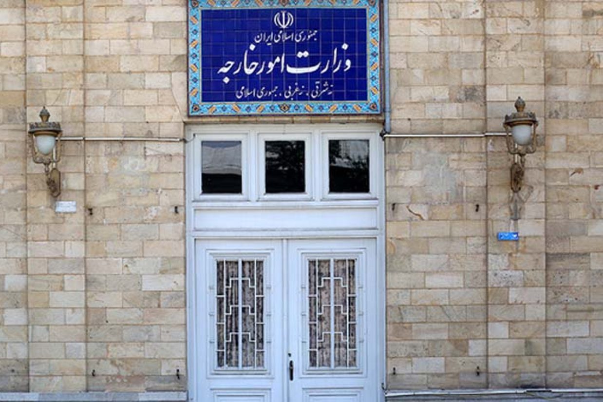 احضار کاردار سوئد و دانمارک . وزار خارجه جمهوری اسلامی به دنبال ادامه قرآن سوزی در سوئد و دانمارک